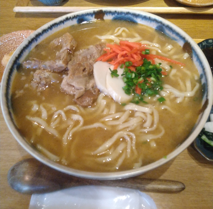 「ちむどんどん・島ごはん」のソーキそば大盛!旨いよ